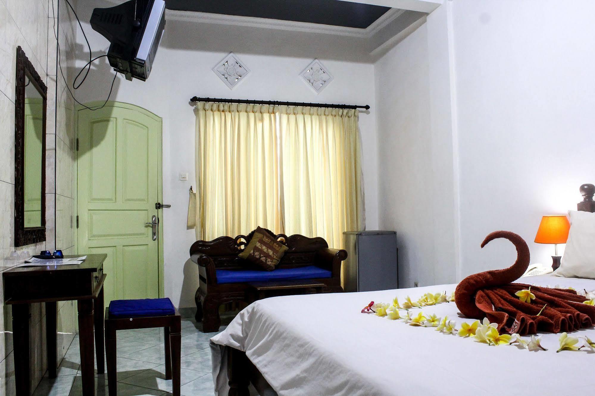 Balita Beach Inn Kuta กูตา ภายนอก รูปภาพ